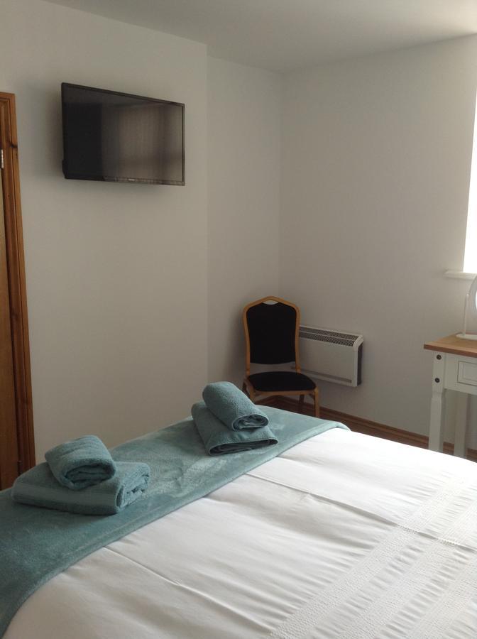 The Bear On The Square Hotell Millom Exteriör bild